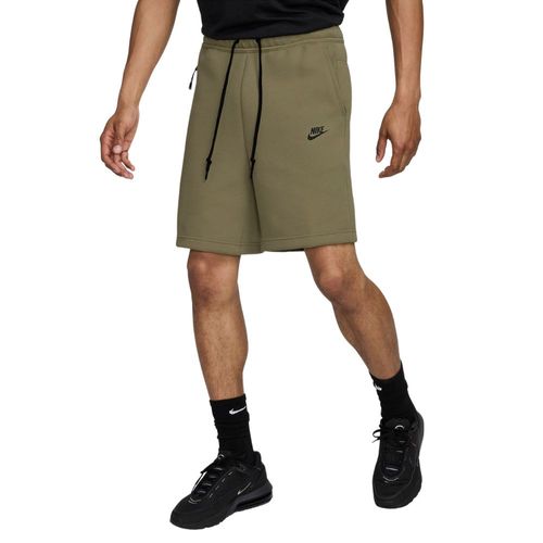 Bermuda Hombre Nike Tech