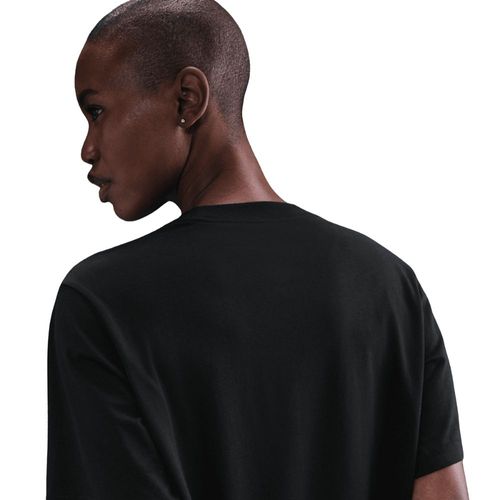 Remera Mujer Nike Essentials