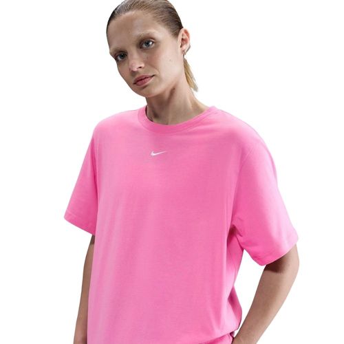 Remera Mujer Nike Essentials